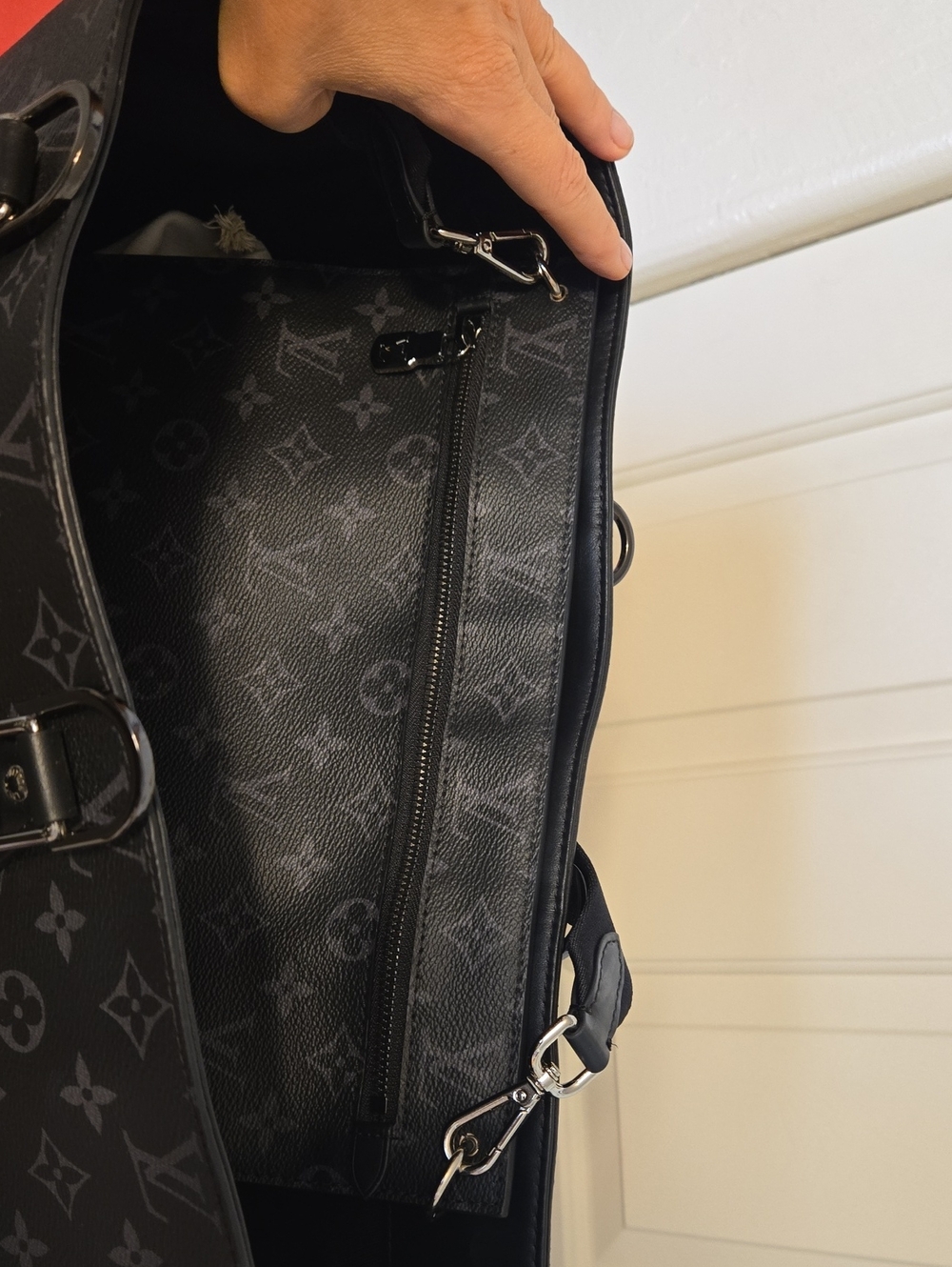 Louis Vuitton Grand Sac Monogram Eclipse - Excellent Condition - Picture 13 of 13